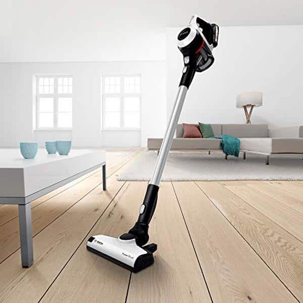 Découvrez notre test complet de l'aspirateur balai Bosch Unlimited 6. Autonomie exceptionnelle et performance de nettoyage : tous les détails pour bien choisir. 